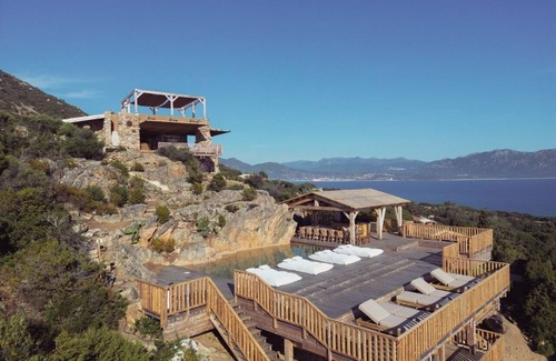 Olmeto Casa | Casa Urizonti - Where the sea meets the horizon