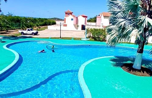 Tucacas Casa | Casa Vacacional de Playa Vip