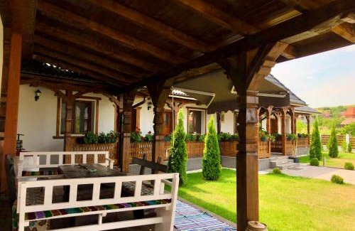 Raciu Casa | Casa Vasu