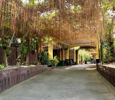 Imus Cama Y Desayuno | Casa Verde Hotel & Events Center
