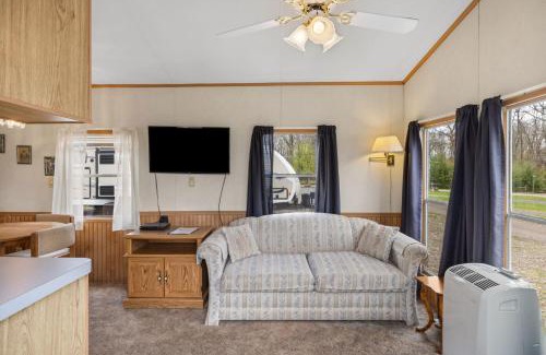 Russell Casa | Casa Villa Park