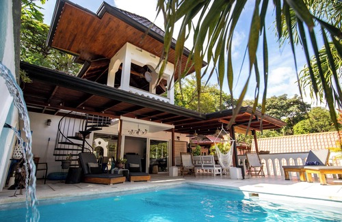 Nosara Cama Y Desayuno | Casa Vitality - Suite Carambola, Casa Vitality - Suite Carambola - 4 Min Walk to the Beach