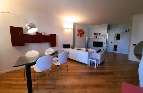 Bergamo Apartamento | CasaAndrix
