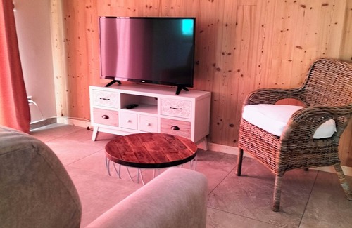 Saint-Martin-de-la-Porte Apartamento | Casabert T 2 Glycine, Très bel Appartement Calme et Harmonieux