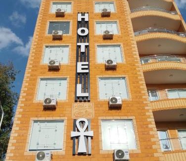 Kafrat al Jabal Hotel | Casablanca pyramids inn