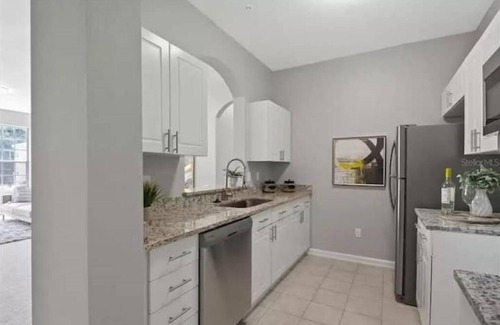 Windsor Palms Condominio | CasaComfort near Disney-King Suite bedroom, FREE Amenities, and great location.