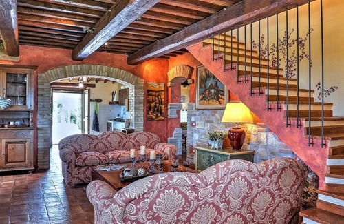 Loreto Villa | Casal Del Salice 10, Emma Villas