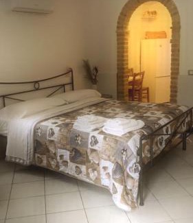 Loreto Cama Y Desayuno | Casale della rosa