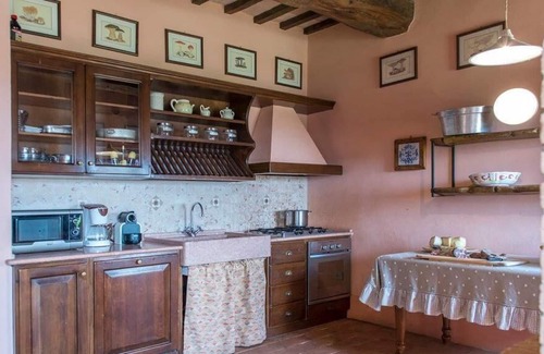 Monte Vibiano Vecchio Otro | Casale di Ceci - Organic Estate in Umbria with panoramic swimming pool