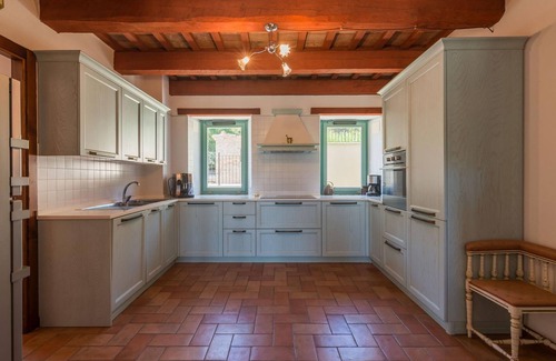 Mogliano Villa | Casale Vigneto 6 - Tres Habitaciones Villa, Capacidad 6