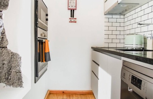 Angra do Heroismo Casa | Casas da Ribeira I- Incluido Pequeno Almoço