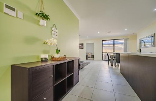 Lakelands Casa | Cascade Comfort