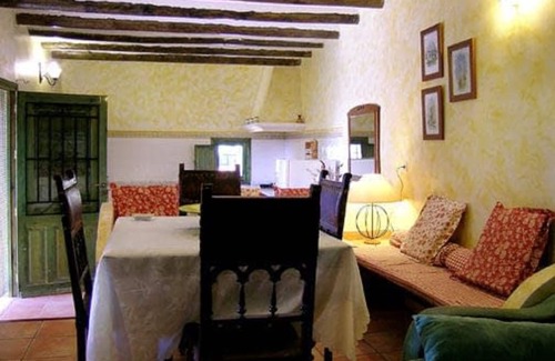 Ojos Casa | Caserío de las Palmeras - Casa Ocre