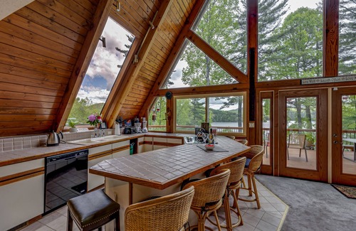 Cullowhee Casa | Cashiers, Lake Glenville, 3 Acres 500ft Private Beach & Dock, sleeps14,Mt View