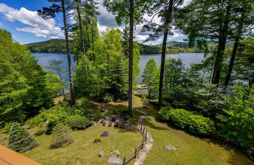 Cullowhee Casa | Cashiers, Lake Glenville, 3 Acres 500ft Private Beach & Dock, sleeps14,Mt View