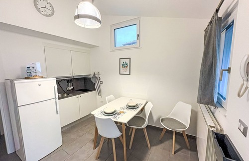 Lavena Ponte Tresa Apartamento | Casina al Lago by Interhome