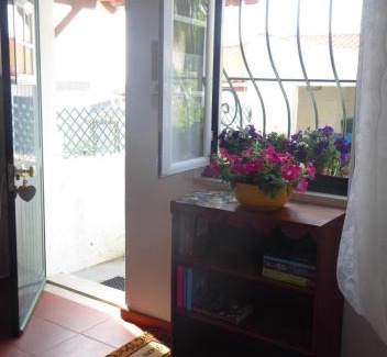 Sintra Casa | Casinha Amarela