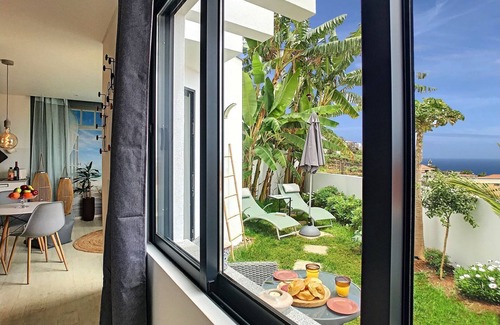 Santa Maria Maior Casa | Casinha Atlântica by LovelyStay