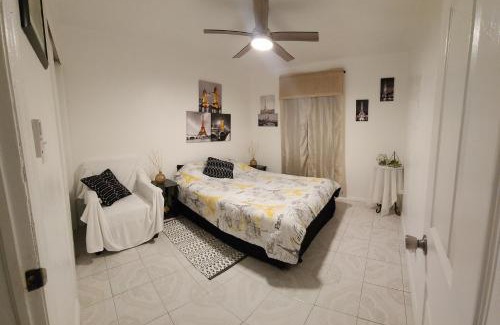 Socorro Casa | Casita Bonita