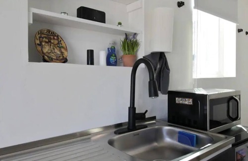 Tucson Casa | Casita: Patio, Fire Pit, & Secure Car Porch