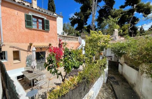 Genova Casa | Casita rosa