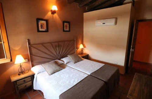 Zarza de Granadilla Casa | Casita-villa Posada DE Granadilla Invierno Estufas Pellet / Verano Piscina/spa