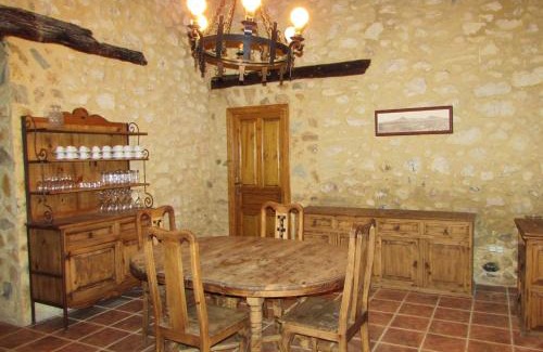 Vera Chalet De Esquí | CASTILLO De PIEDRA