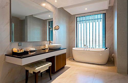 Kampot Complejo | Castle Bayview Resort & Spa