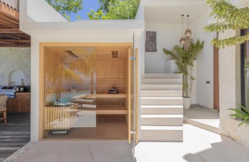 Uluwatu Casa | Castle Lunita top ocean view villa of Uluwatu