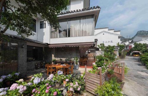 Xiufeng Casa | Castle peak yard Inn Free railway st ation pick-up by 2 nights