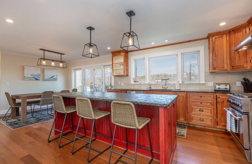 Brunswick Casa | En Town Splendor at Castle Rock, a 1 milla de Bowdoin College