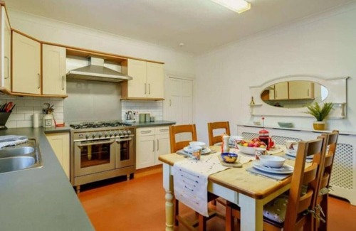 Cockermouth Casa | Castlegate Townhouse stylish Grade 2* Listed Georgian home packed with character