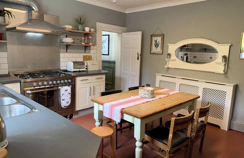 Cockermouth Casa | Castlegate Townhouse stylish Grade 2* Listed Georgian home packed with character