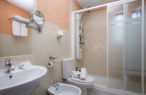 Santa Cruz Hotel | Casual Don Juan Tenorio Sevilla