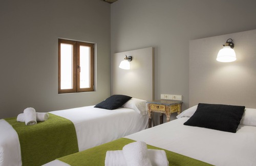 Santa Cruz Hotel | Casual Don Juan Tenorio Sevilla