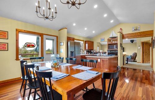 Netarts Casa | Casual Netarts Beach Bay Hideaway Tillamook OR