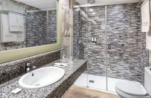 Fontanal-Maria Auxiliadora-Carretera de Carmona Hotel | Catalonia Santa Justa