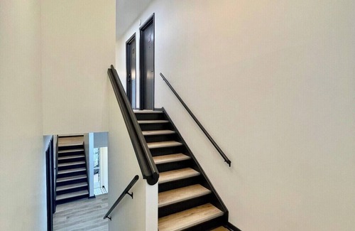 Joslyn Castle Apartamento | Cathedral View, Walk to UNMC, Pet Friendly