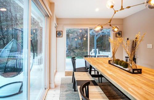 Prattsville Villa | Catskill MNTN Escape 5 BR 3 bath Villa Hot Tub Fire Pit Best Group Stay