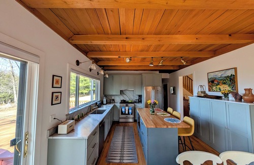 Town of Marbletown Casa | Catskill Mountain Getaway, close to Woodstock, Kingston & Belleayre Mountain.