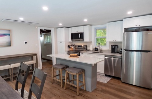 White Lake Casa | Catskills Hideaway with Heated Pool