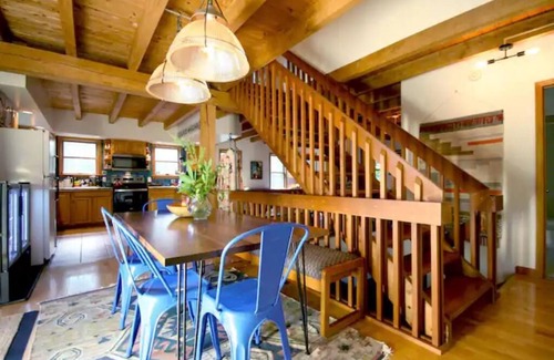 Samsonville Casa | Catskills Retreat on 10 Acres w/ Private Creek