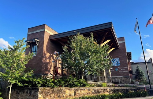 Waynesville Casa | Cattie's Cottage Charming house steps away from beautiful downtown Waynesville