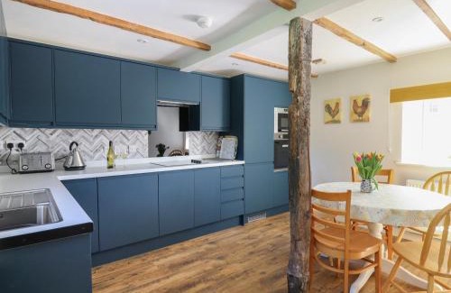 Cardigan Casa | Cattle Tree Cottage