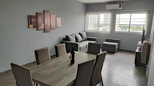 Guaymallén Apartamento | Cavas de Mendoza - 3 habitaciones - Frente al Shopping y Hotel Hilton