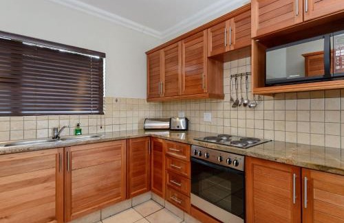 Cathkin Park Cabina | Cayley Mountain Resort