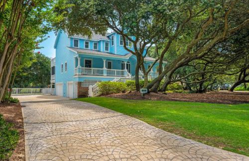 Corolla Casa | CC076 Three's a Charm
