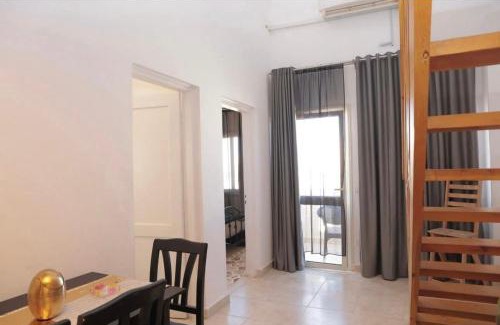 Village Road Hotel | Cecilia Resort