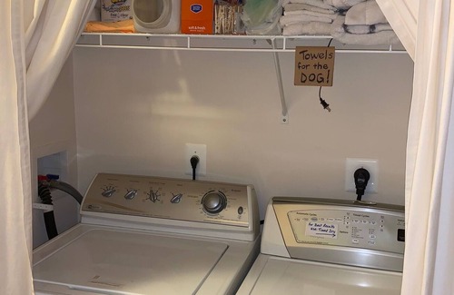 Lusby Casa | Cedar Beach Lodge es un hogar hermoso, cómodo, para todas las estaciones en la Bahía de Chesapeake