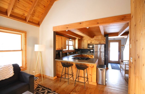 Bayfield Casa | Cedar Chalet @ Brickyard Creek, A Year-Round Boreal Forest Oasis